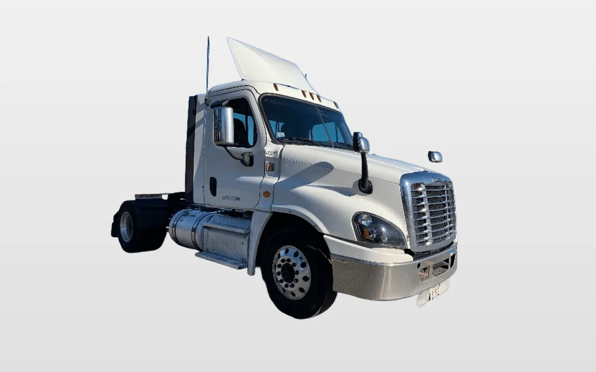 2019 Freightliner Cascadia - image 1