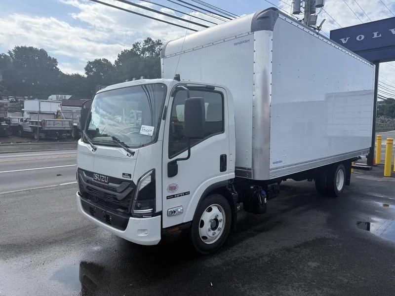 2025 Isuzu NPR