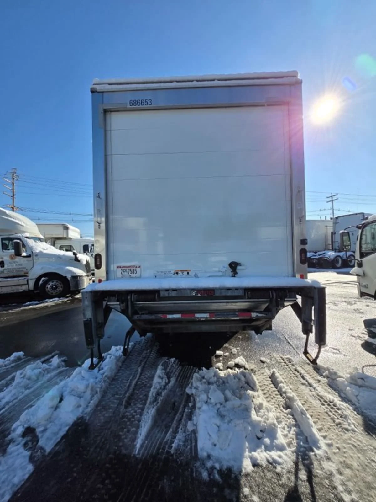 2018 International 4300 in Newark, NJ — photo 5