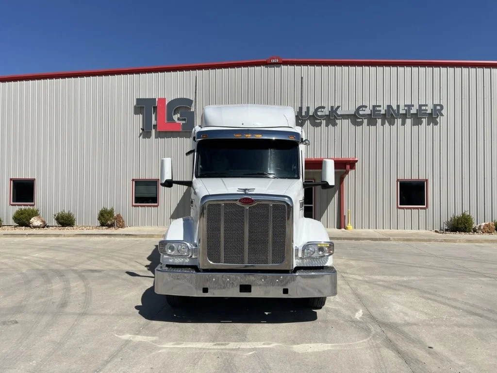 2022 Peterbilt 567 - image 3