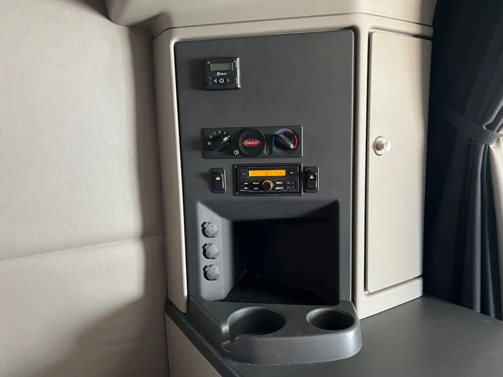 2022 Peterbilt 567 - image 14