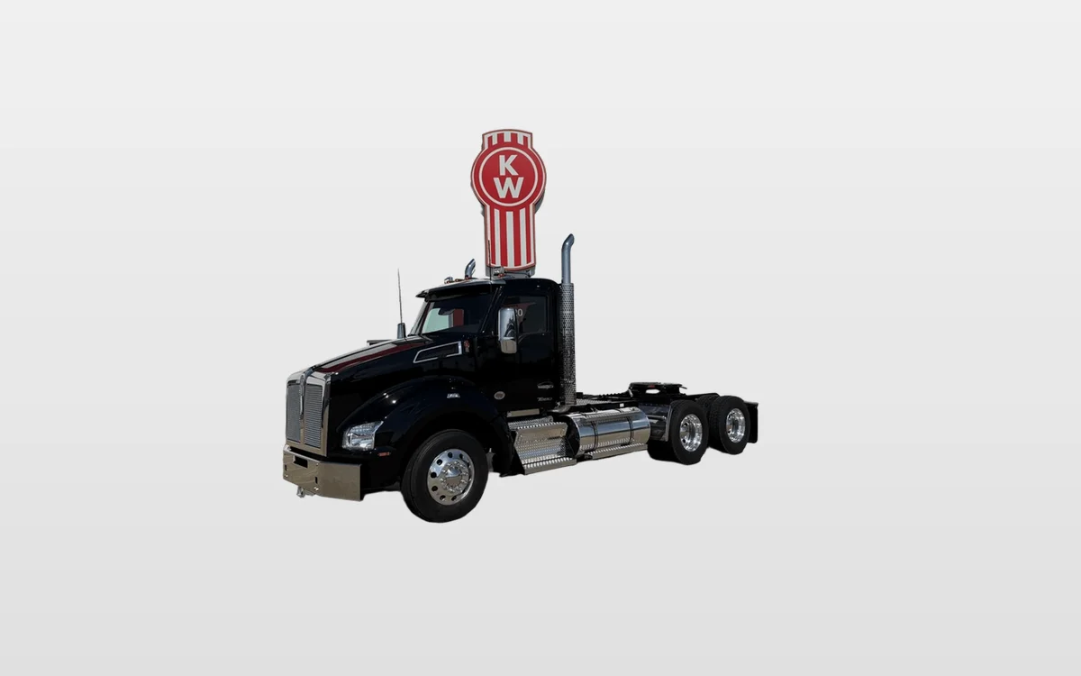 2026 Kenworth T880 - image 1