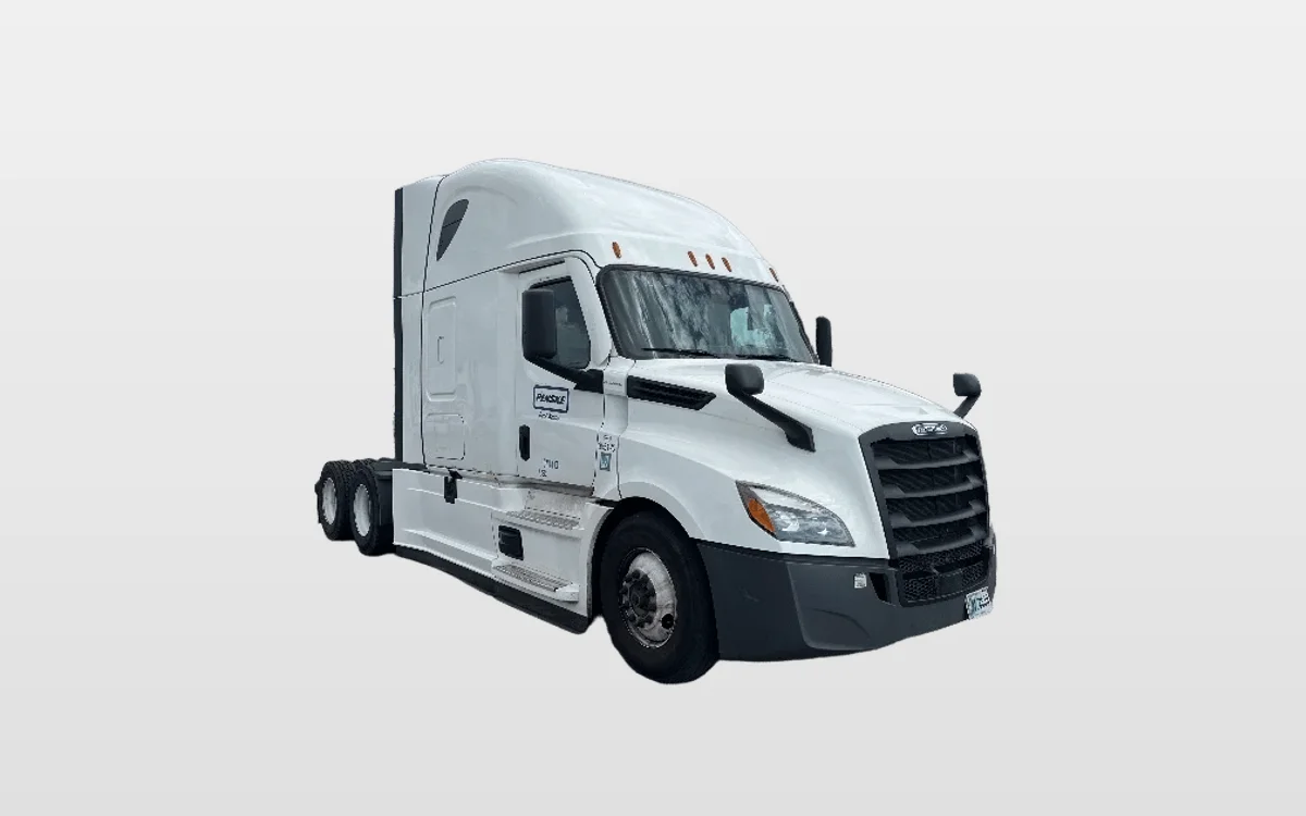 2022 Freightliner Cascadia - image 1