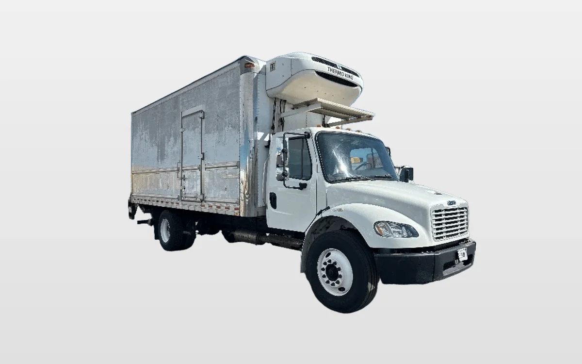 2017 Freightliner M2 106 - image 1