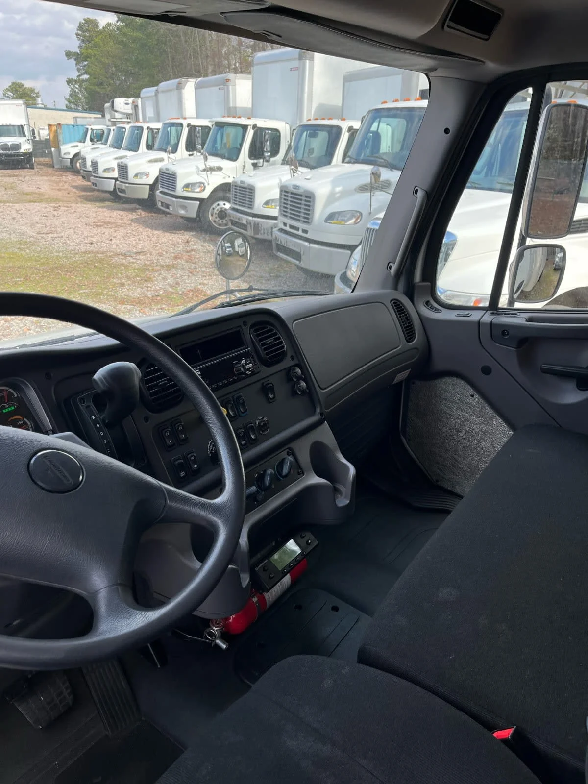 2019 Freightliner M2 106 in Ashland, VA — photo 8