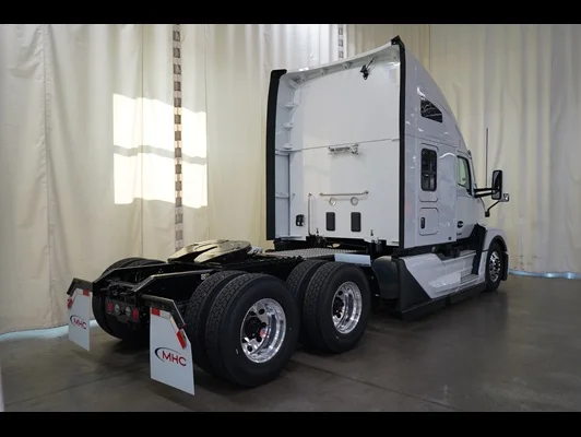 2027 Kenworth T680 in Wilmington, NC — photo 4