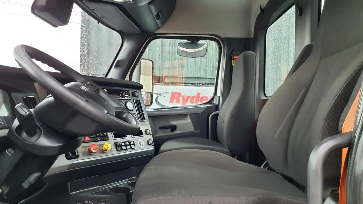 2021 Freightliner in Springfield, MA — photo 10