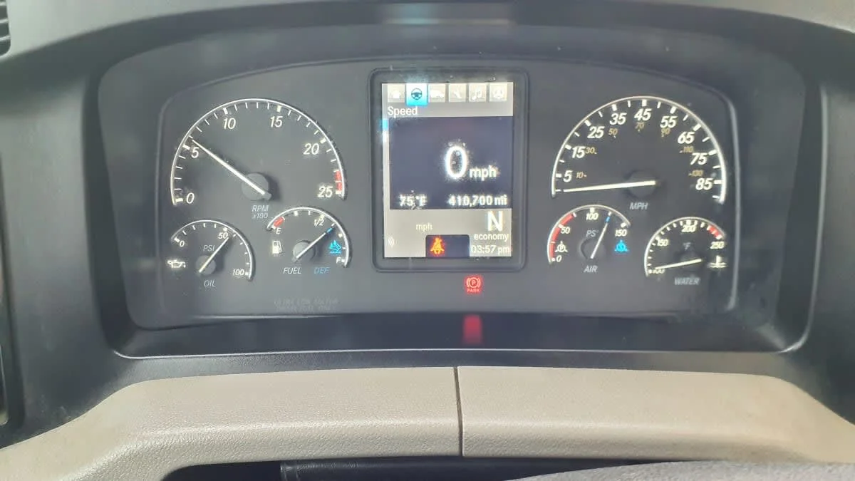 2021 Freightliner in Springfield, MA — photo 9