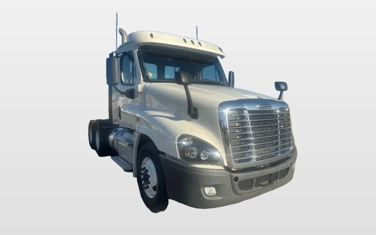 2019 Freightliner - image 1