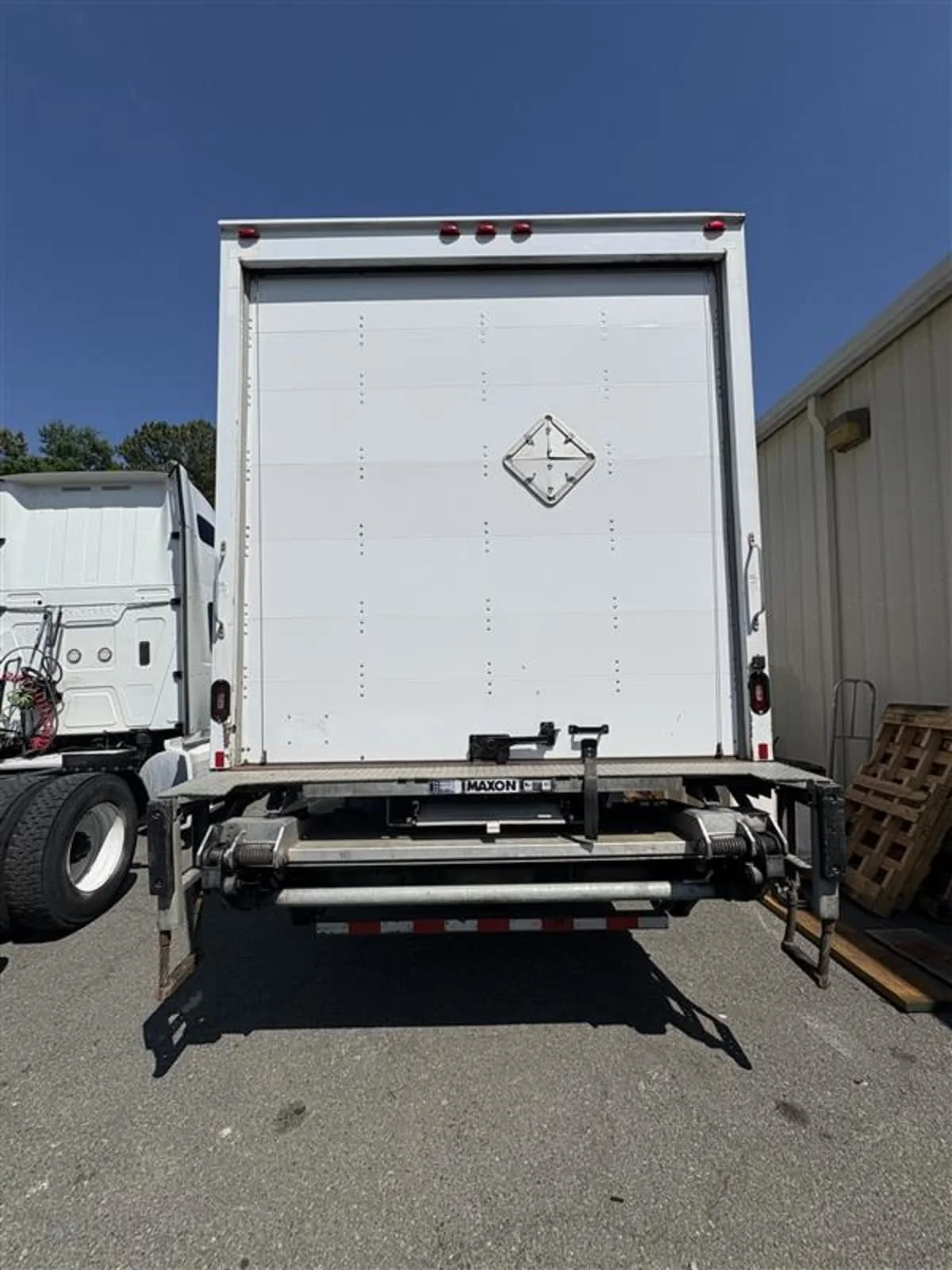 2019 Freightliner M2 106 in Ashland, VA — photo 5