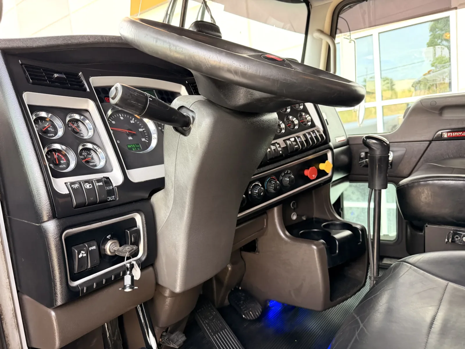 2019 Kenworth W900 in Greer, SC — photo 15