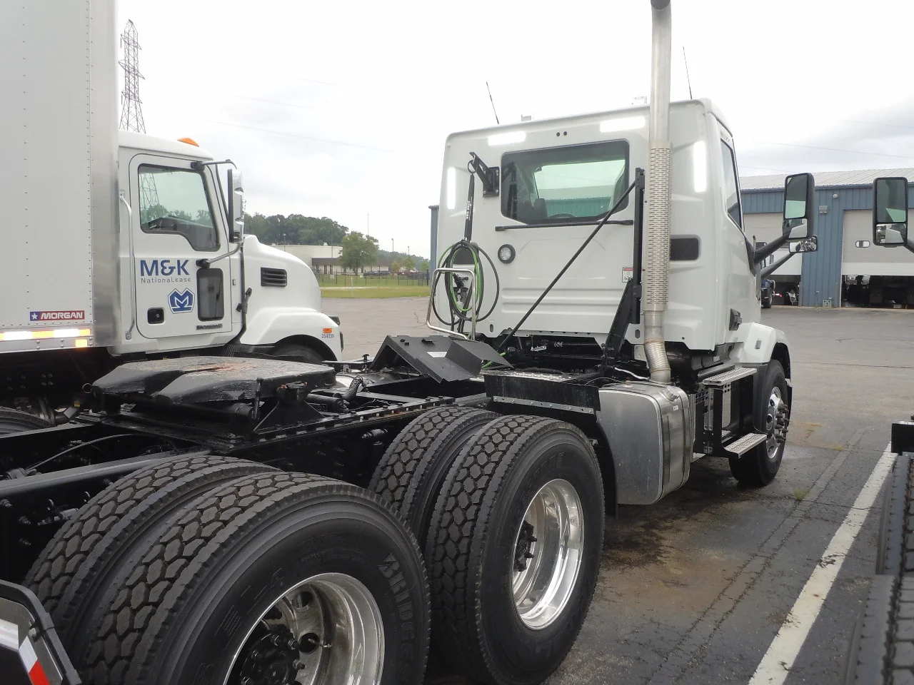 2027 Mack Anthem in South Bend, IN — photo 3