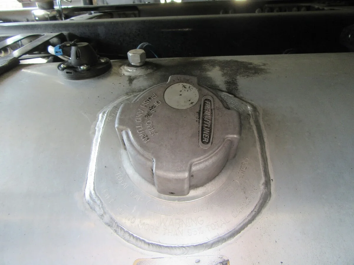 2025 Freightliner Cascadia - image 18