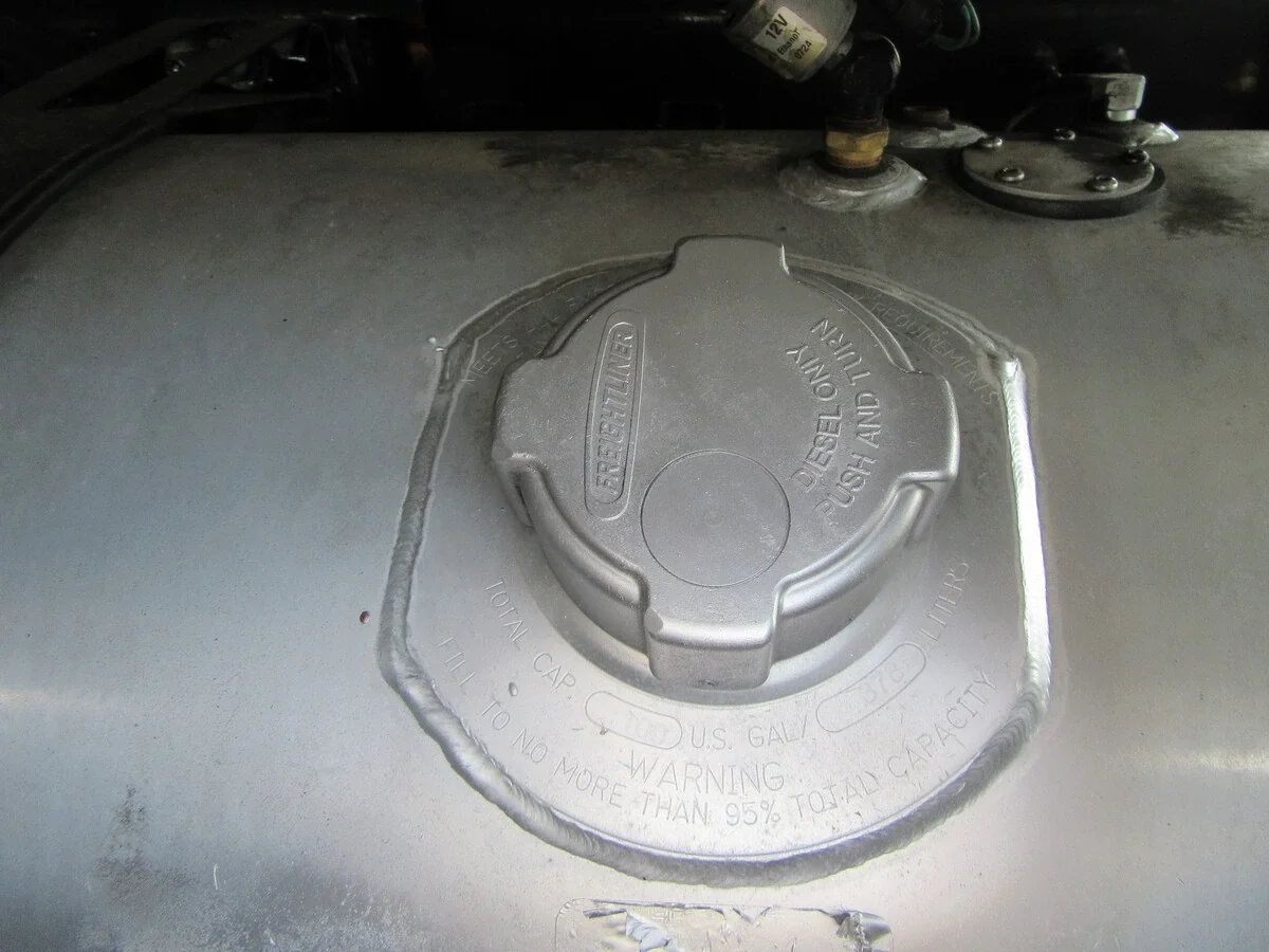 2025 Freightliner Cascadia - image 10