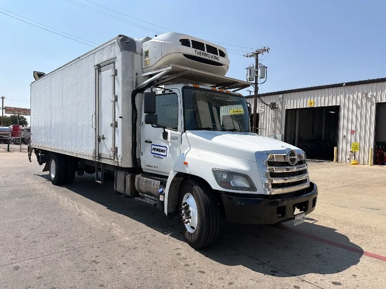 2020 Hino 268