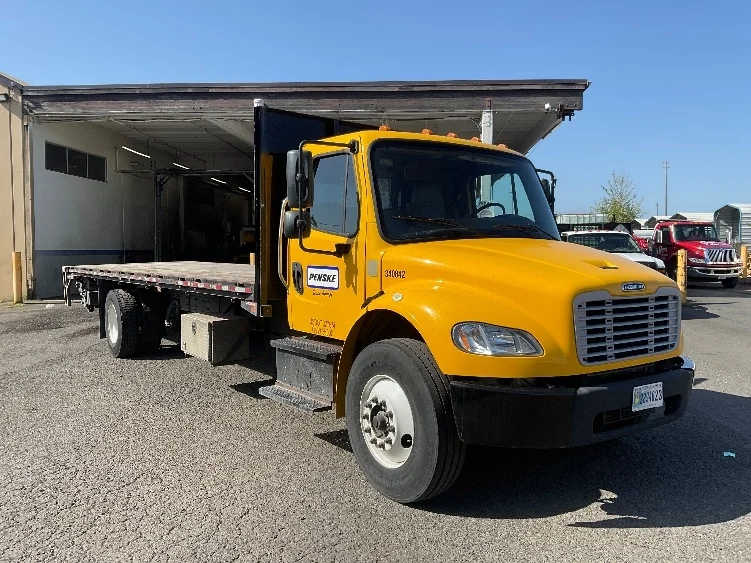 2020 Freightliner M2 106 in Tacoma, WA