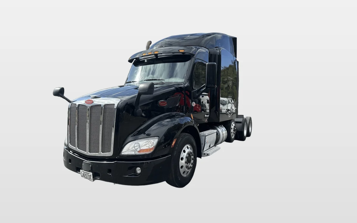 2018 Peterbilt - image 1