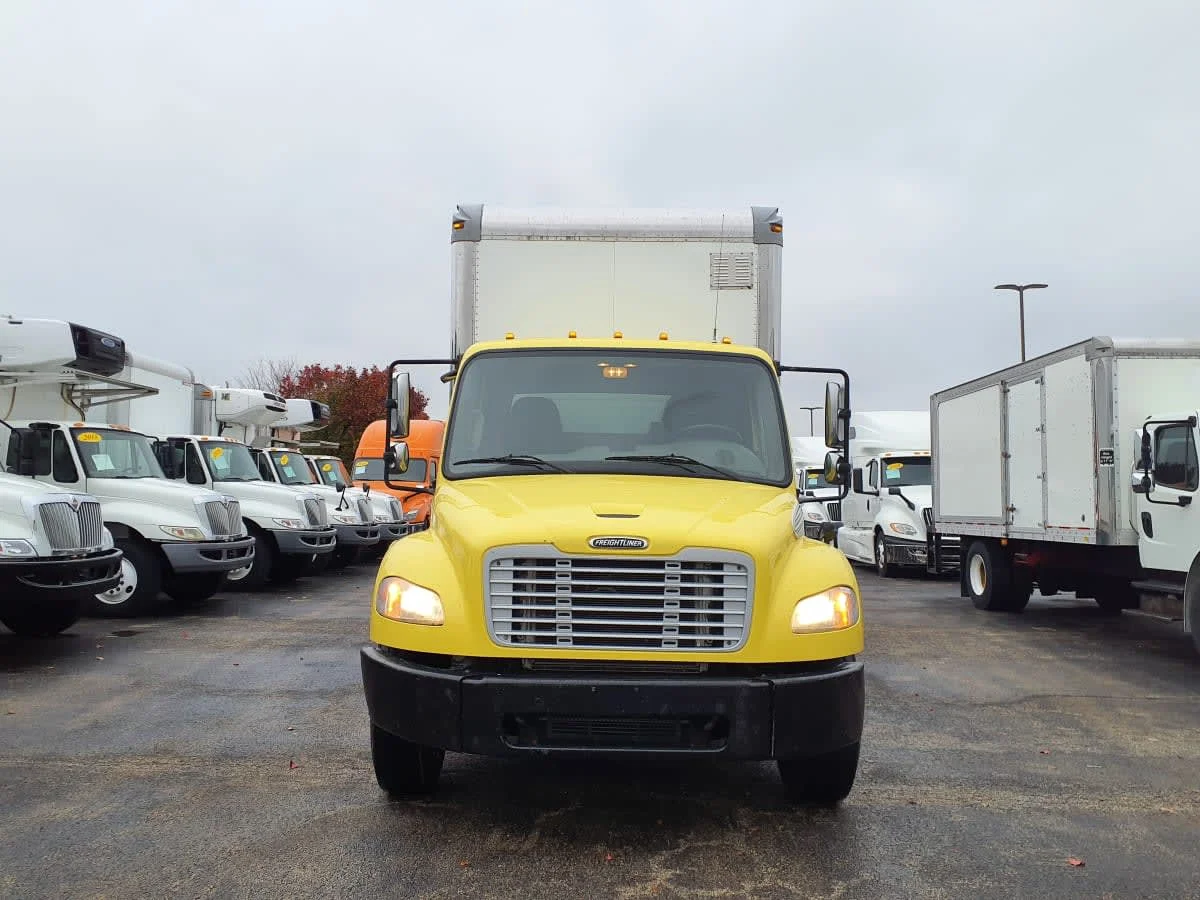 2016 Freightliner M2 106 - image 2
