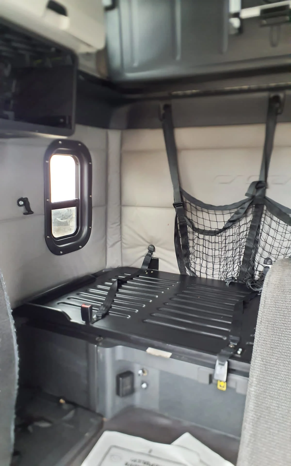 2020 Freightliner Cascadia in Commerce City, CO — photo 8