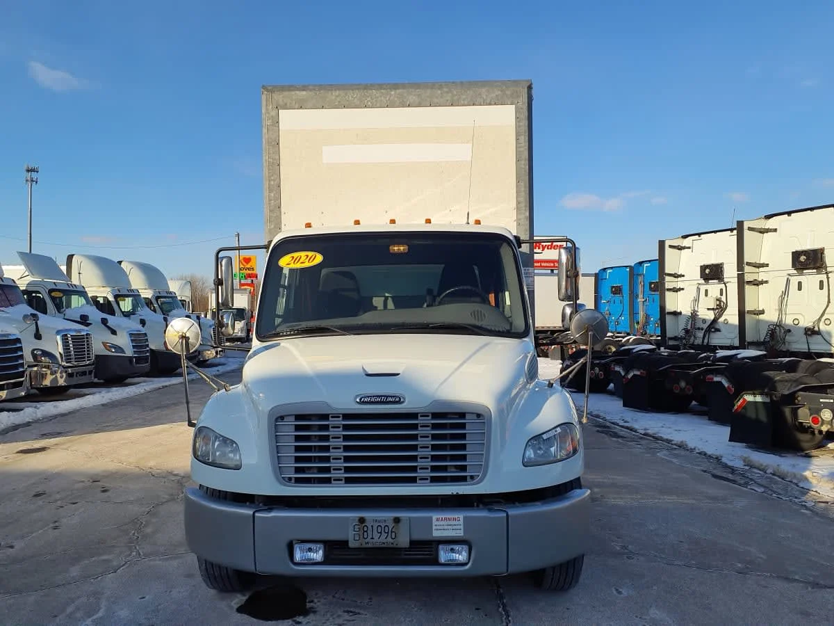 2020 Freightliner M2 106 in Oak Creek, WI — photo 2