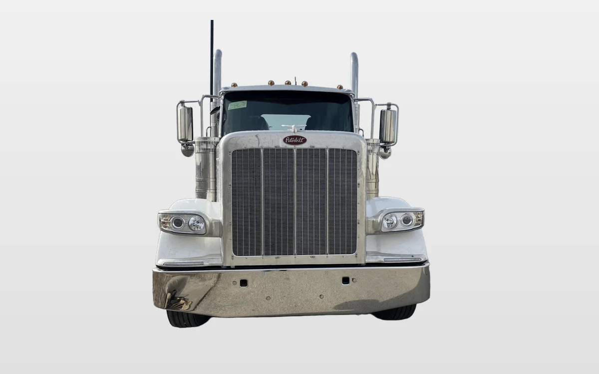 2027 Peterbilt 589 in Rochester, MN