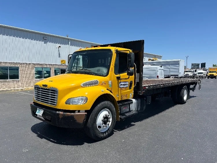 2020 Freightliner eM2 in Ceres, CA — photo 3