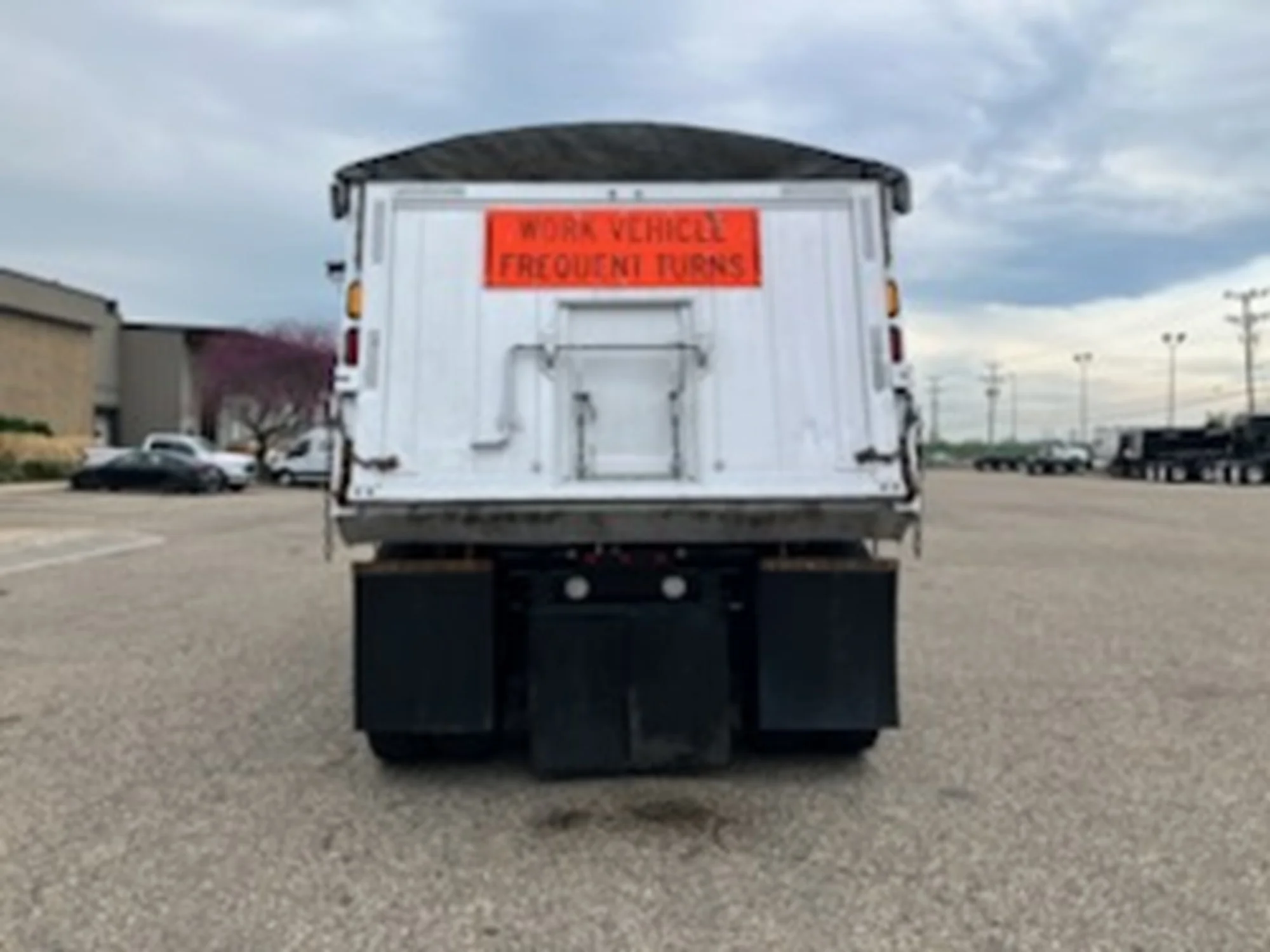 2022 Kenworth W900 - image 6