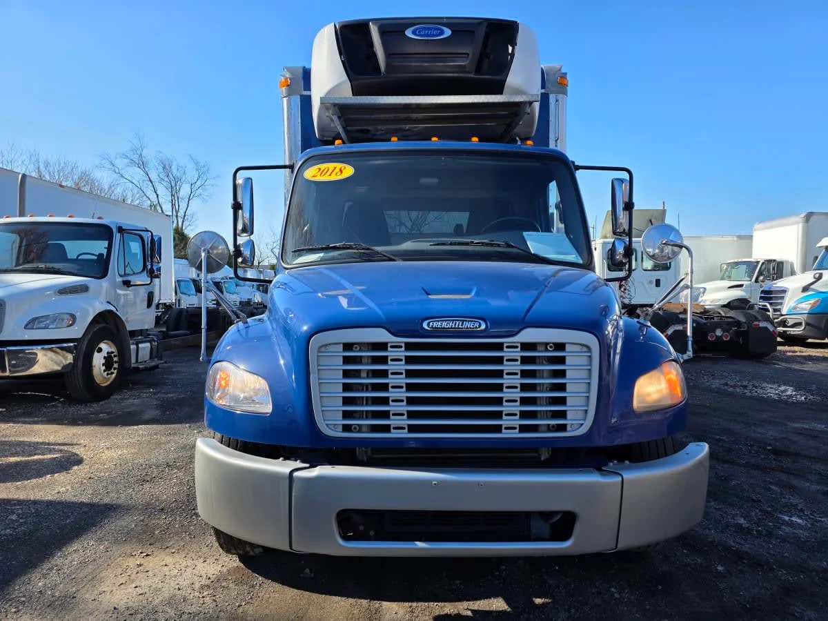 2018 Freightliner M2 106 - image 2