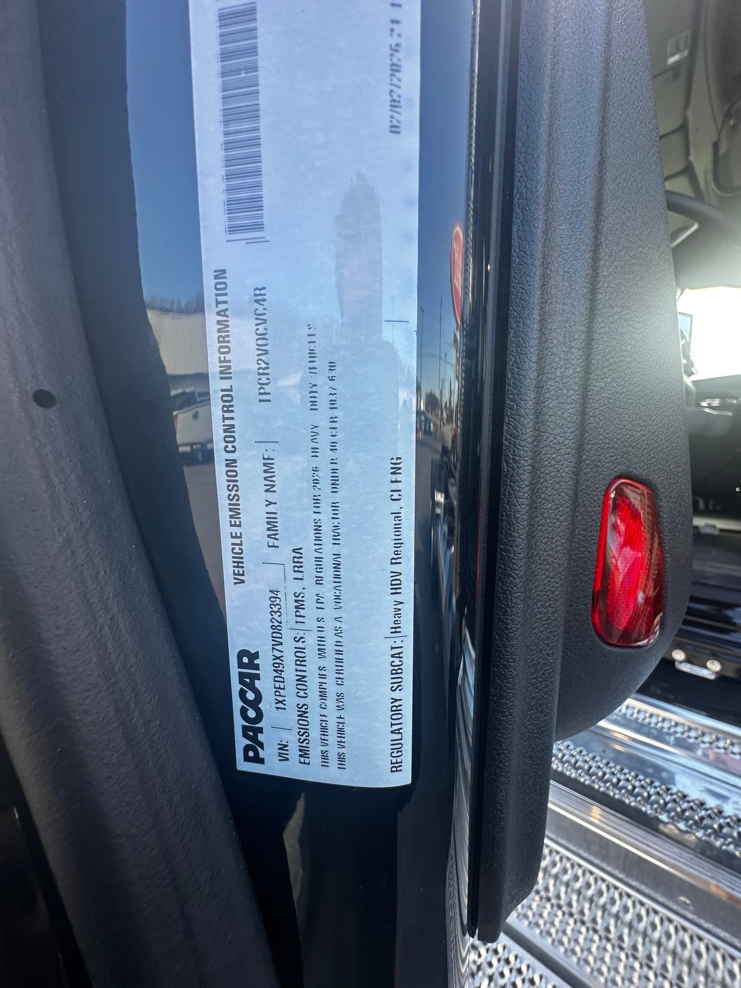 2027 Peterbilt 589 - image 6