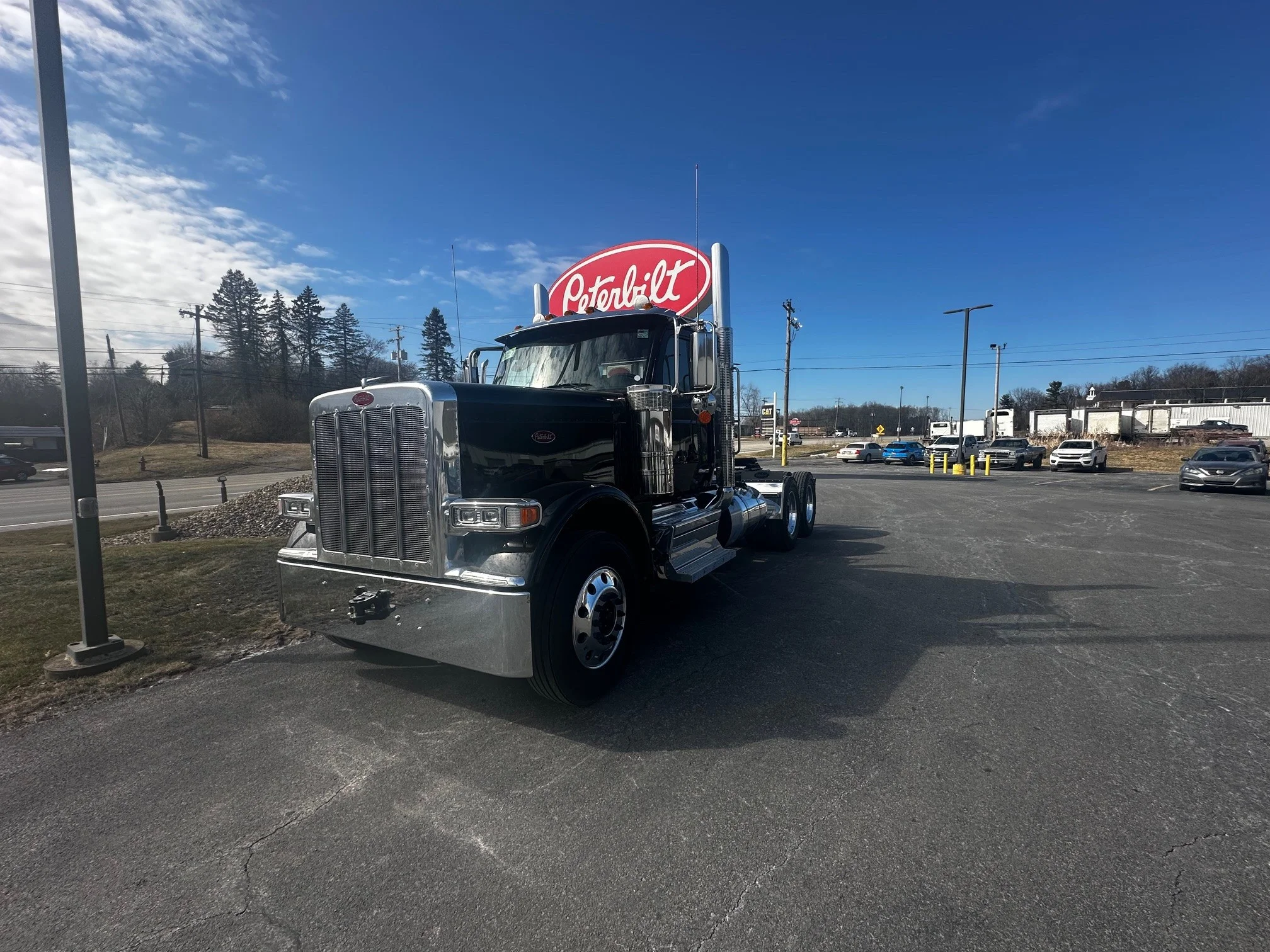 2027 Peterbilt 589 in BUTLER, PA