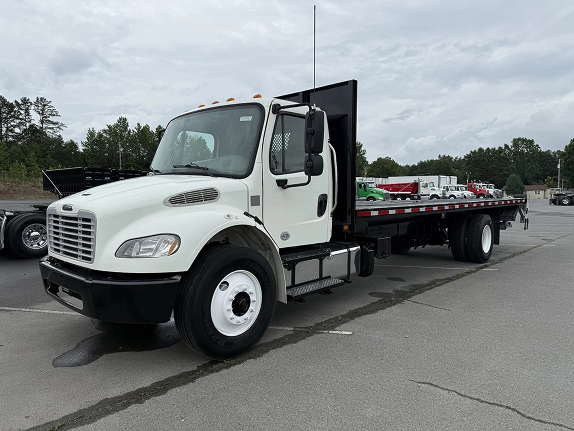2016 Freightliner eM2