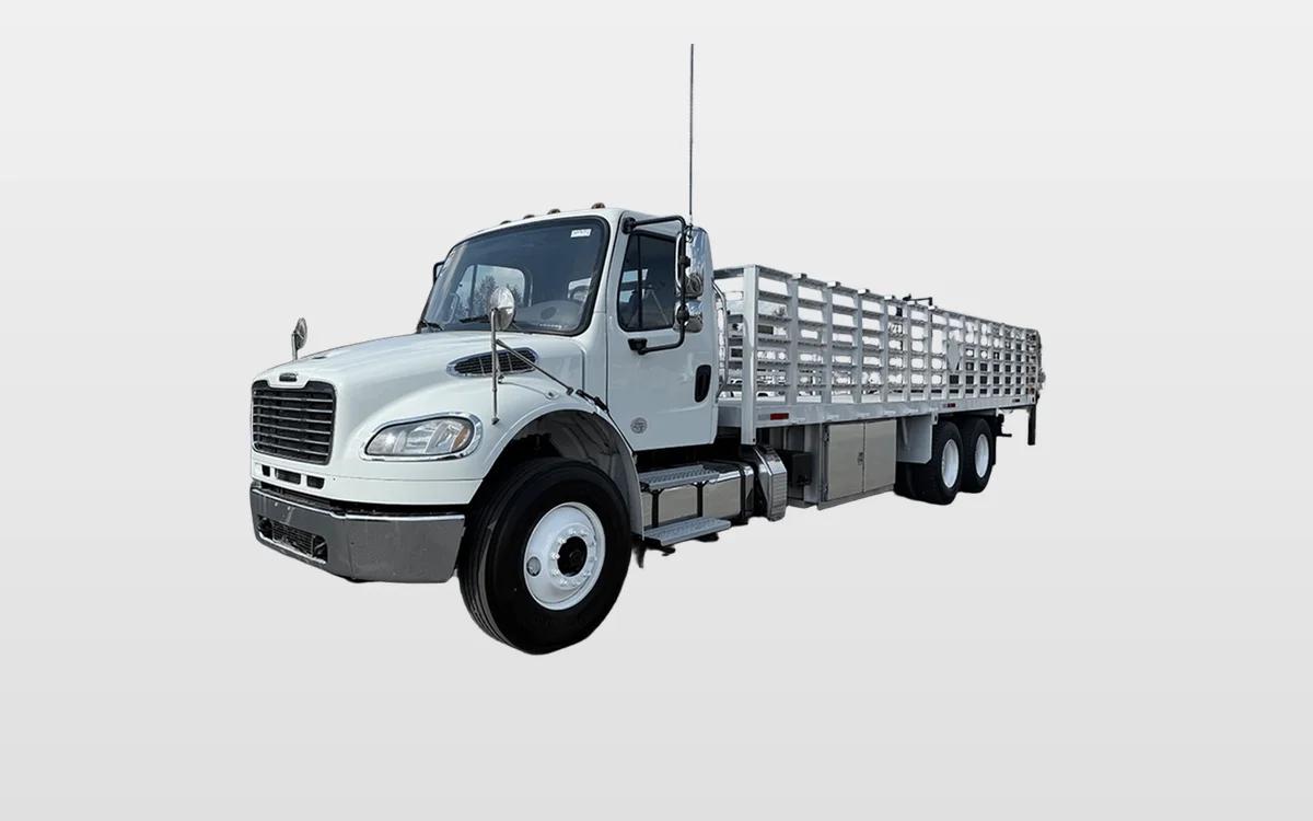 2020 Freightliner M2 106 - image 1