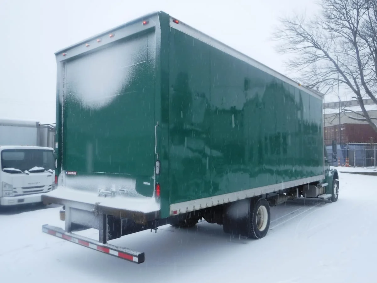 2016 Freightliner M2 106 in Springfield, MA — photo 4