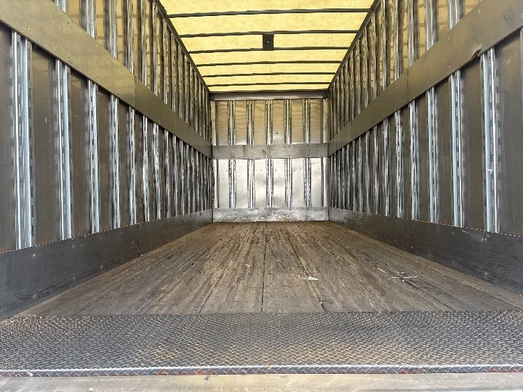 2022 Freightliner eM2 in Phoenix, AZ — photo 10