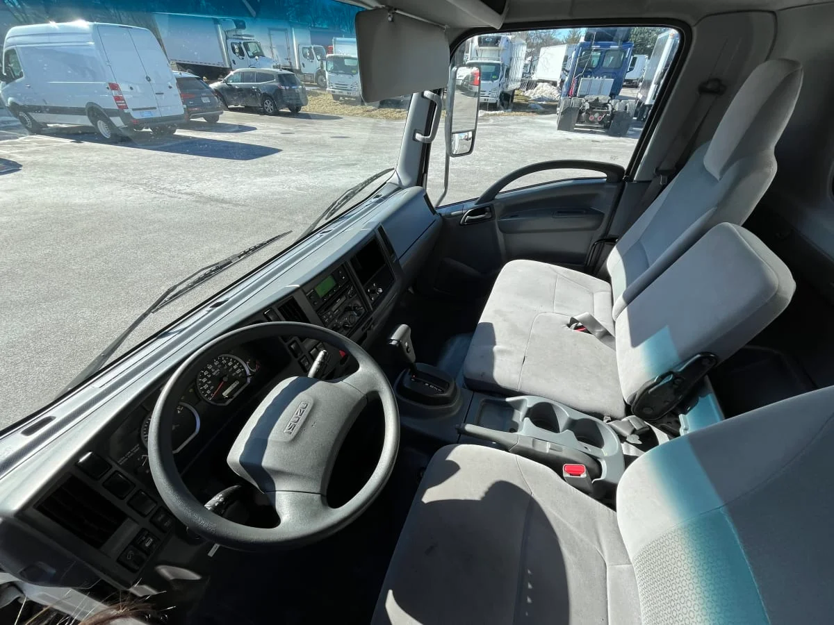 2017 Isuzu NPR - image 8