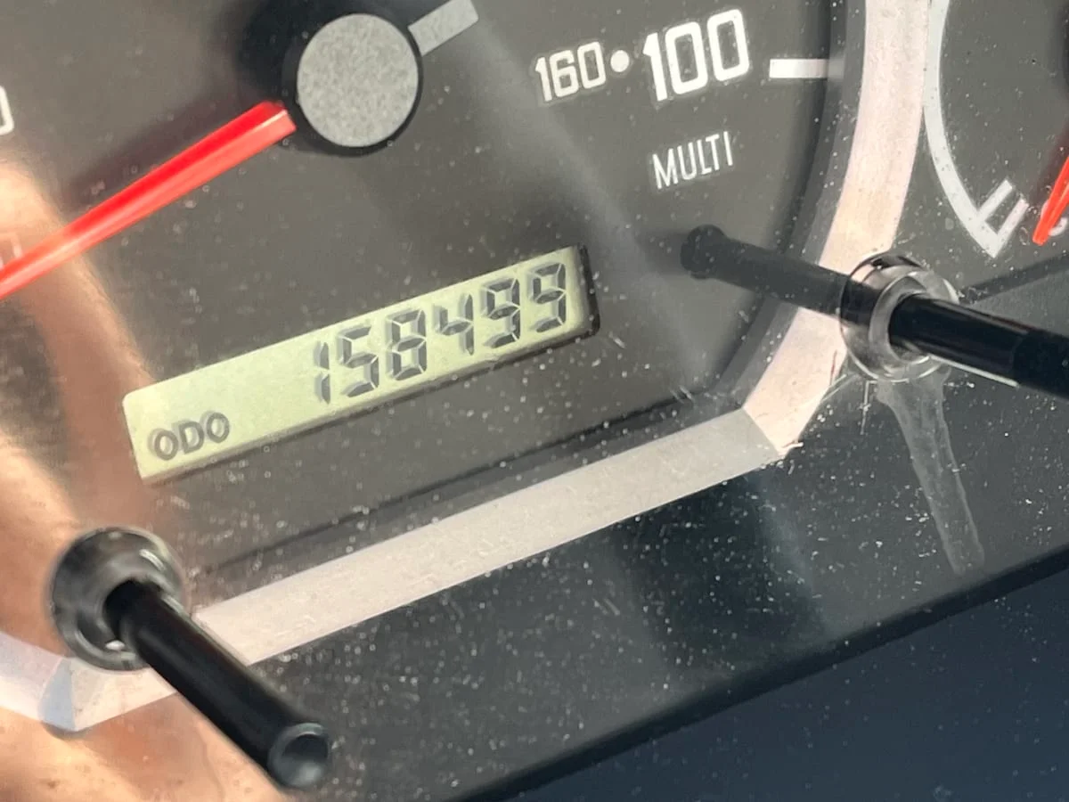 2017 Isuzu NPR - image 10