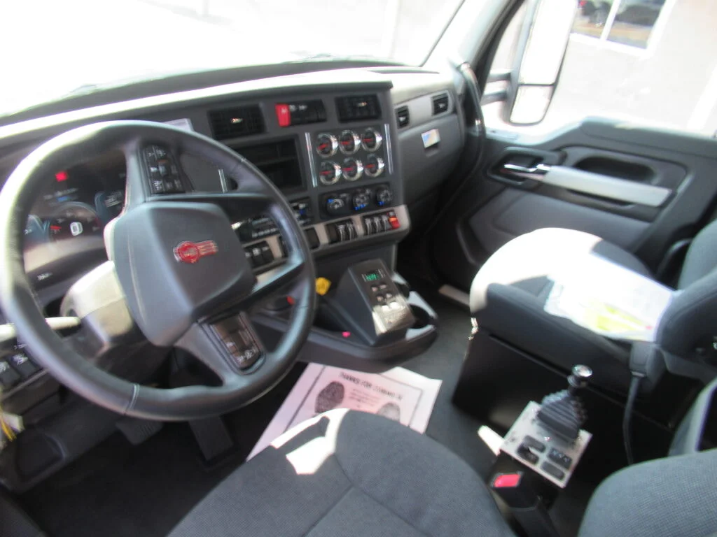 2027 Kenworth in Birmingham, AL — photo 8