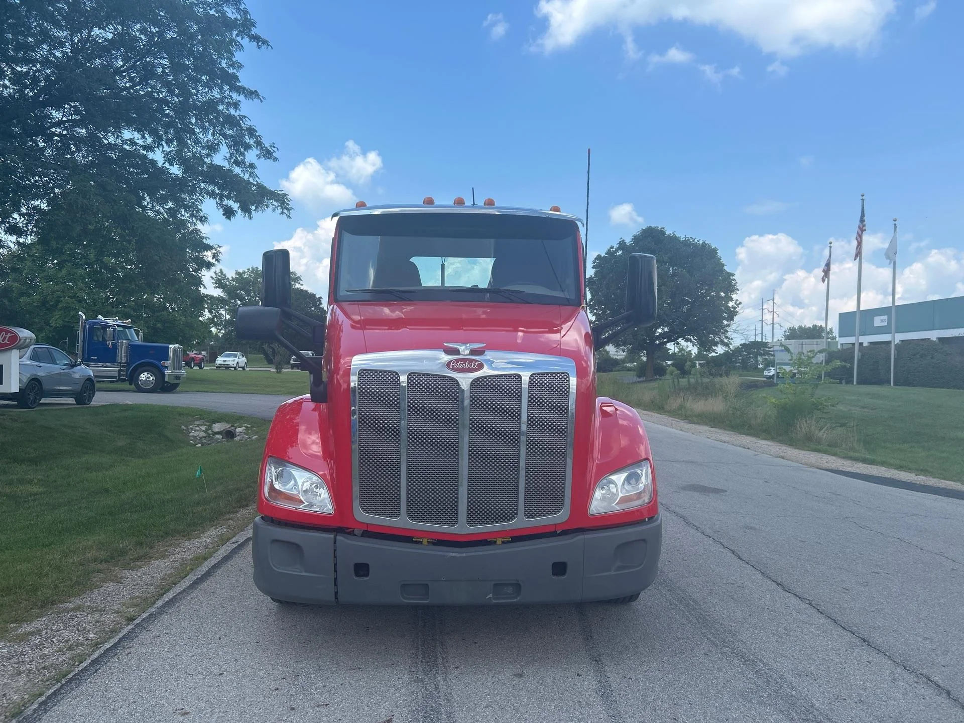 2021 Peterbilt 579 in Lima, OH — photo 2