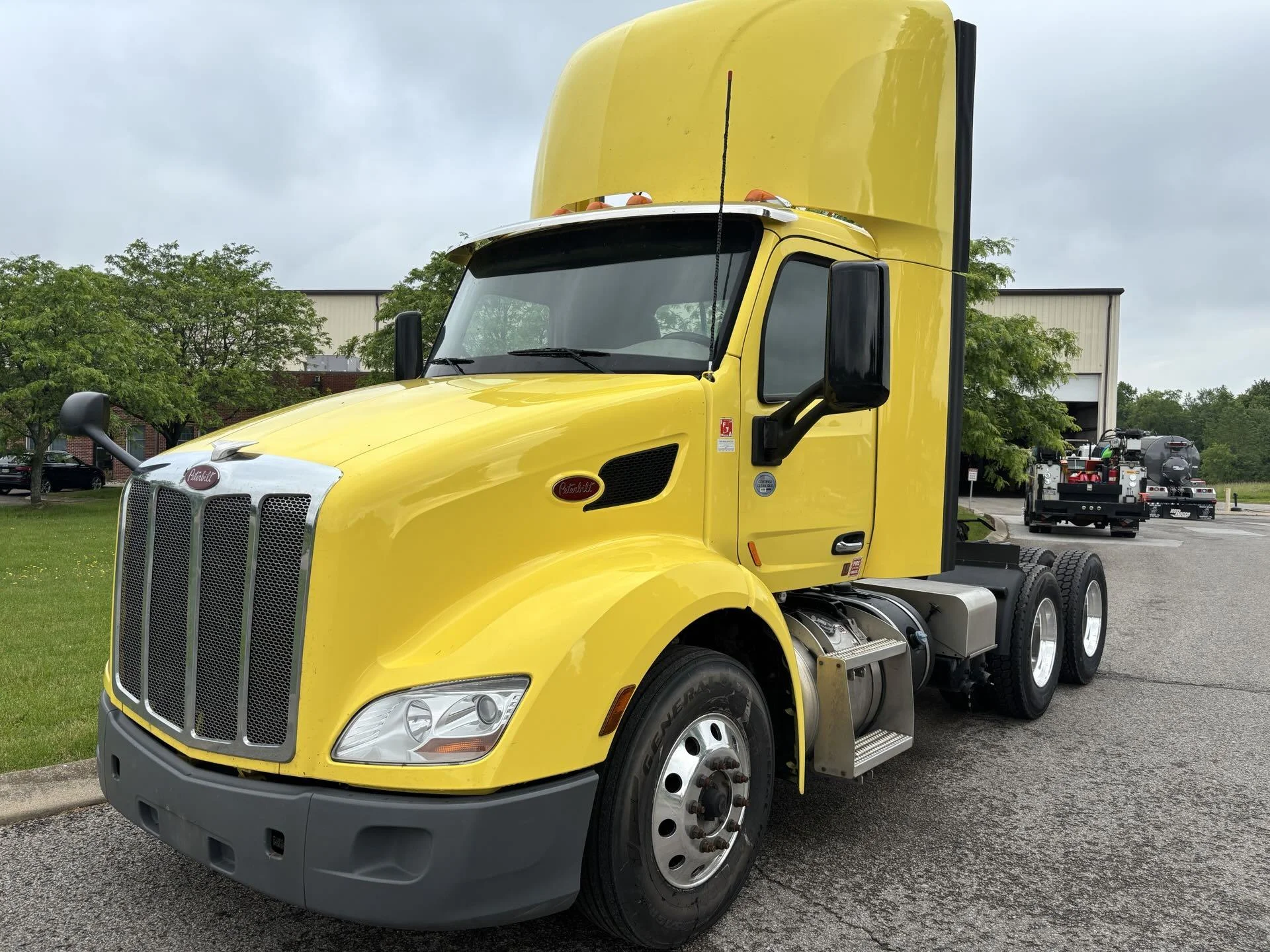 2021 Peterbilt 579 in Lima, OH
