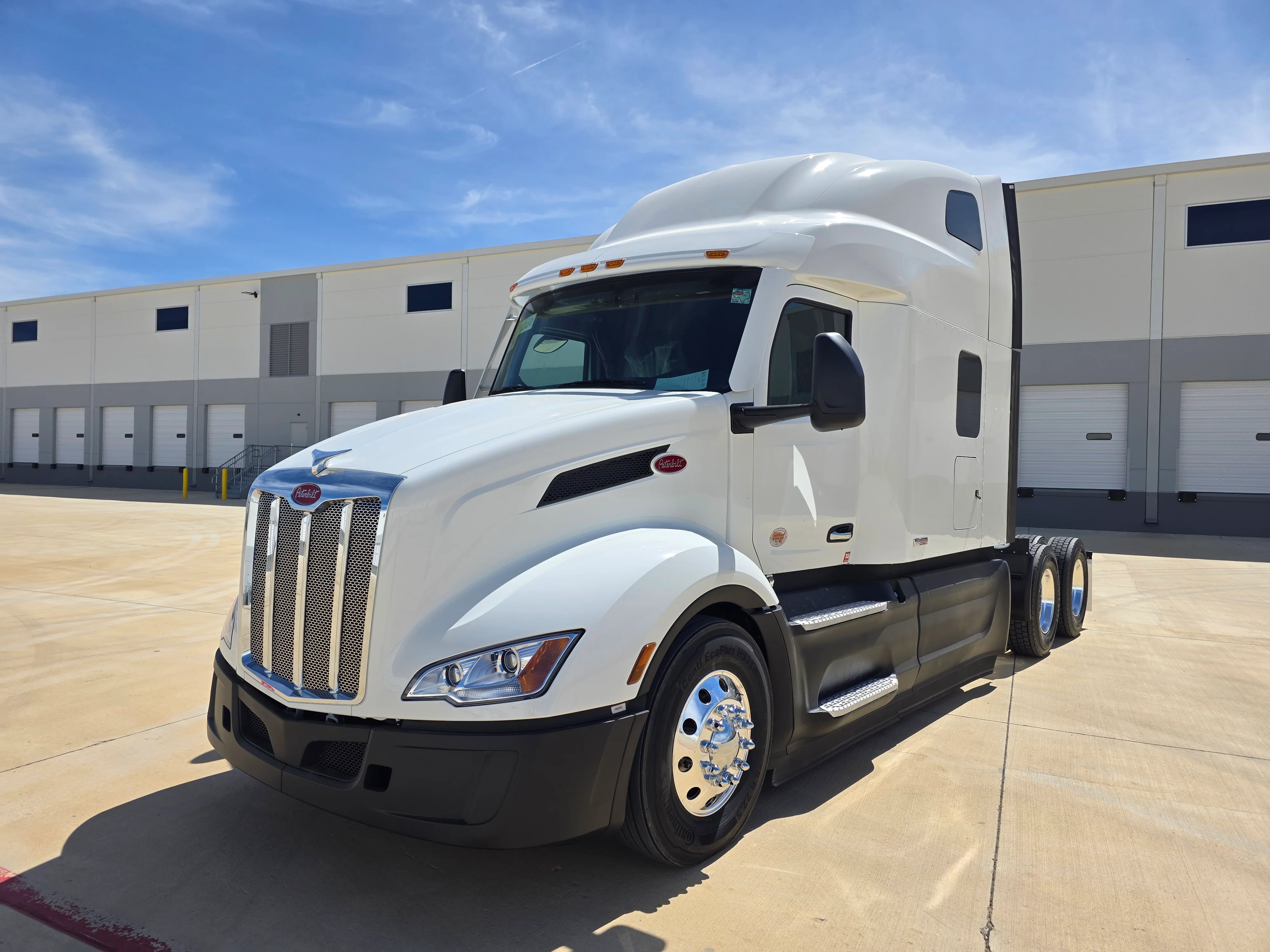 2027 Peterbilt 579 in Portland, OR