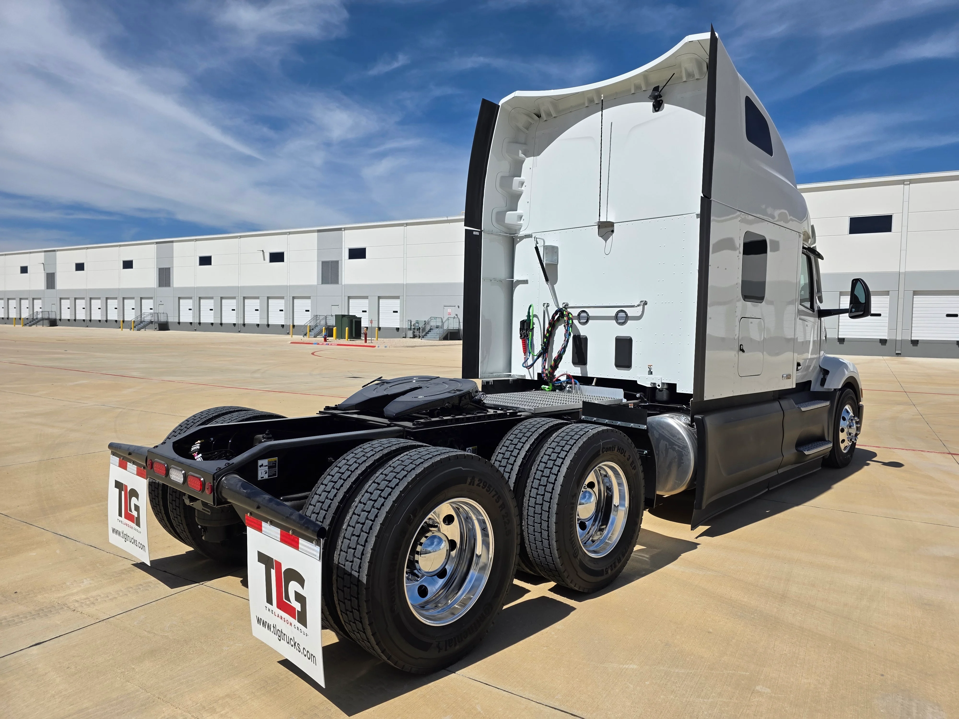 2027 Peterbilt 579 in Portland, OR — photo 5