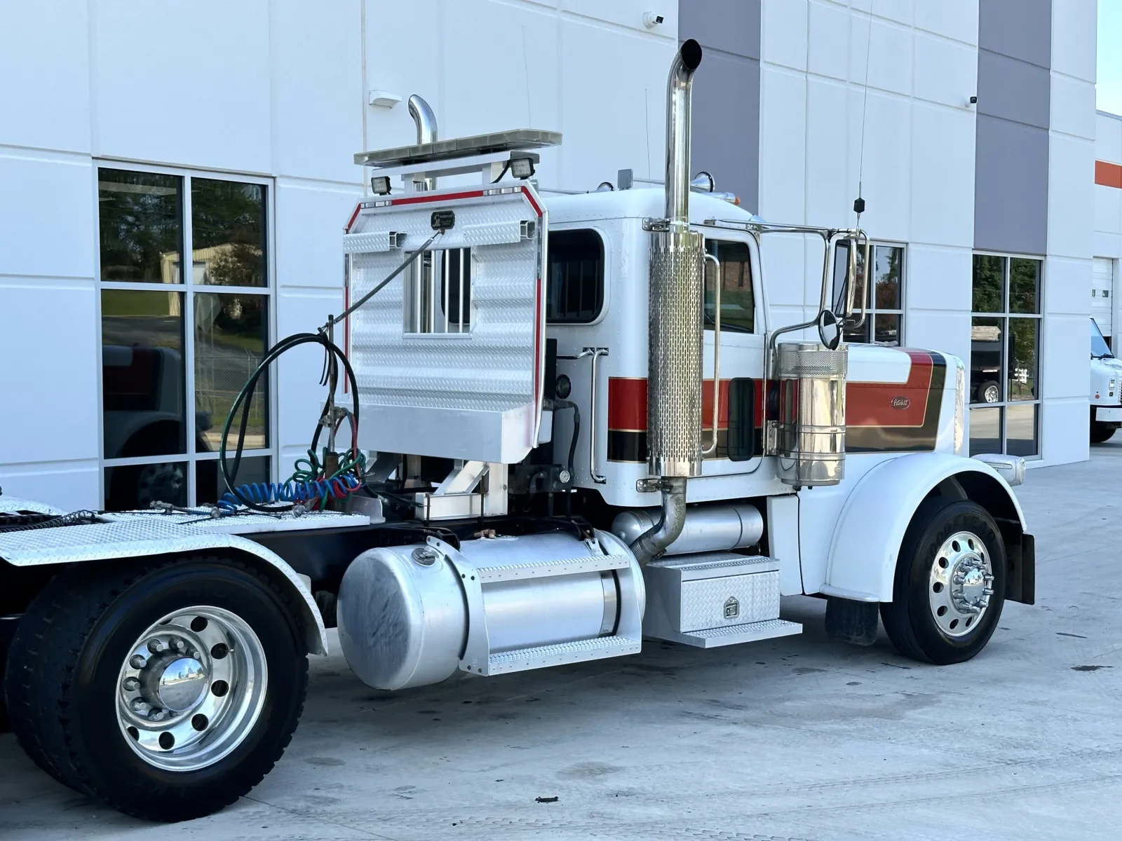 2016 Peterbilt 389 in Greer, SC — photo 7
