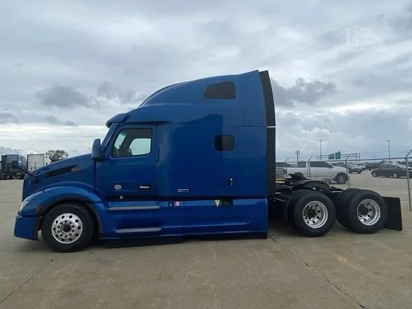 2023 Peterbilt 579 in Location: Lake City, FL — photo 5