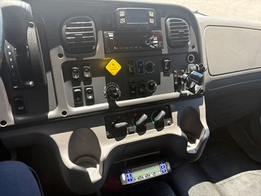 2019 Freightliner M2 106 in Englewood, CO — photo 17