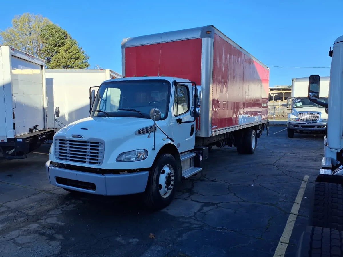 2019 Freightliner M2 106 in Doraville, GA — photo 3