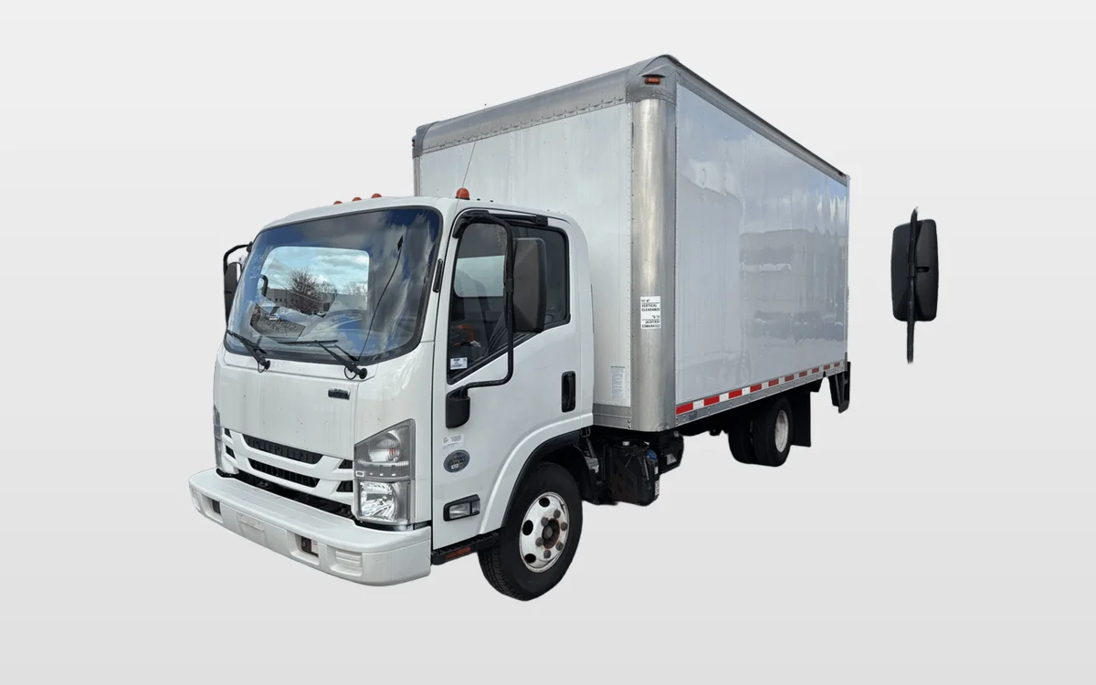 2019 Isuzu NPR - image 1