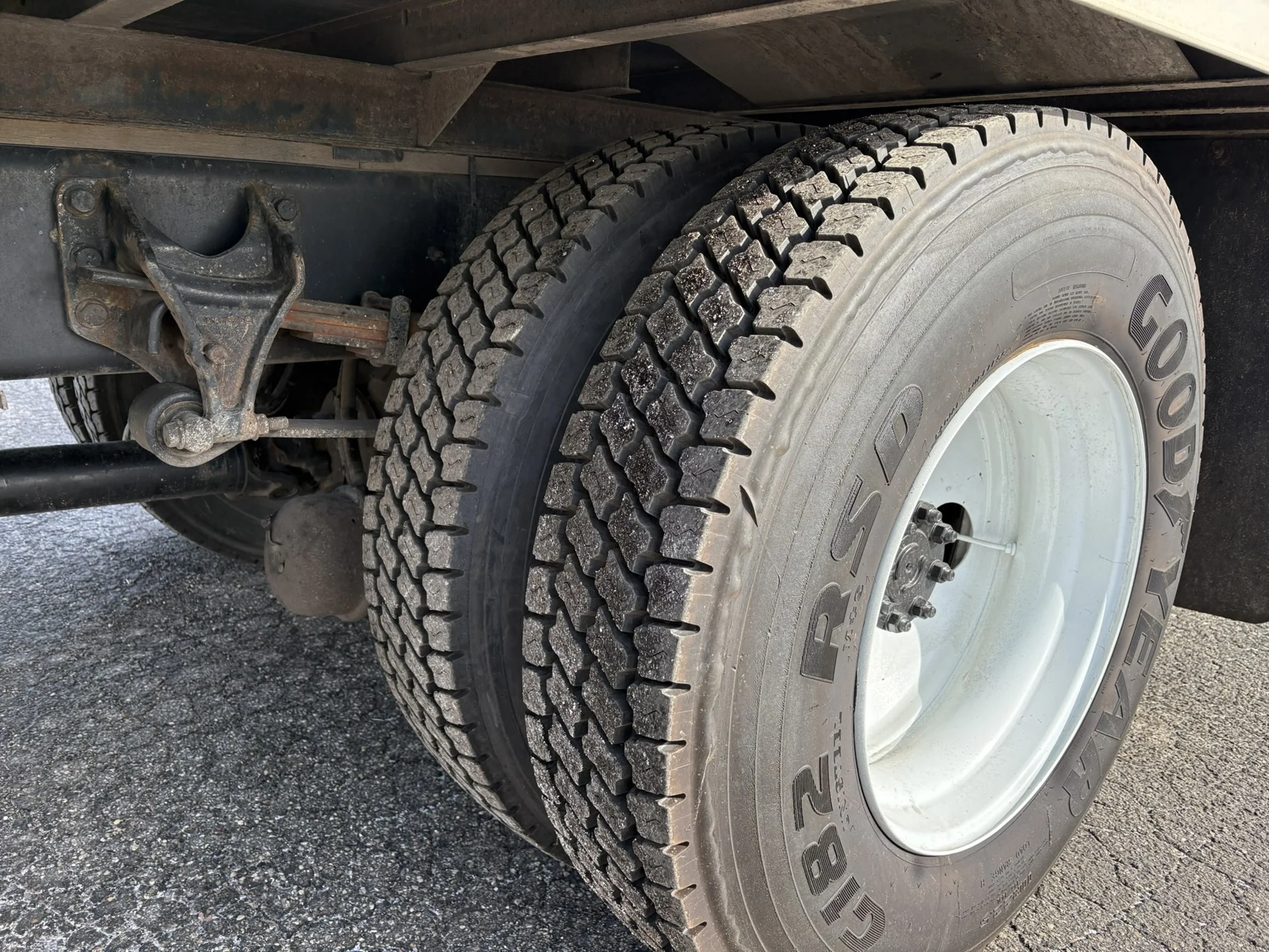 2019 International 4300 - image 11