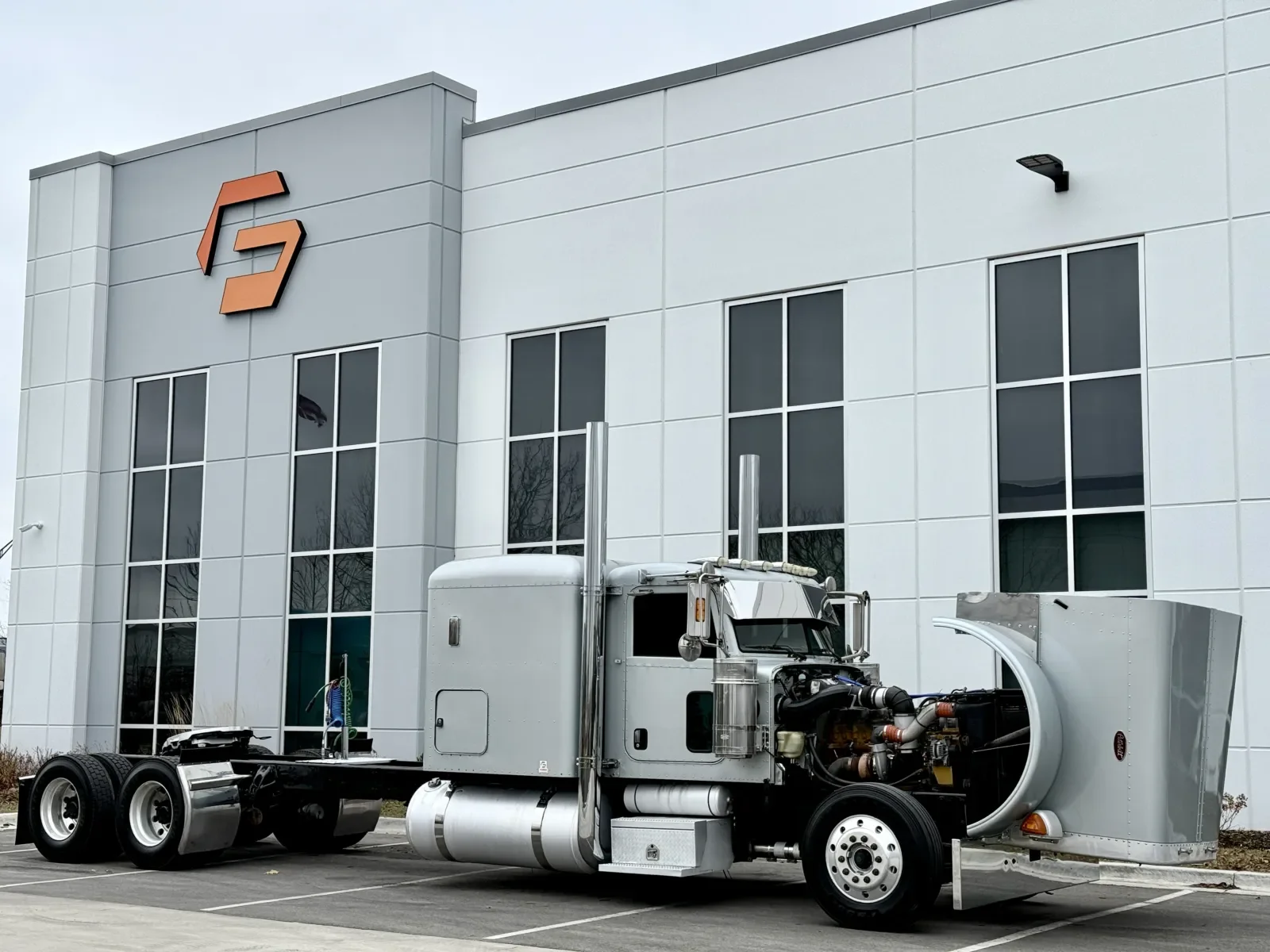 2007 Peterbilt 379 in New Lenox, IL — photo 9