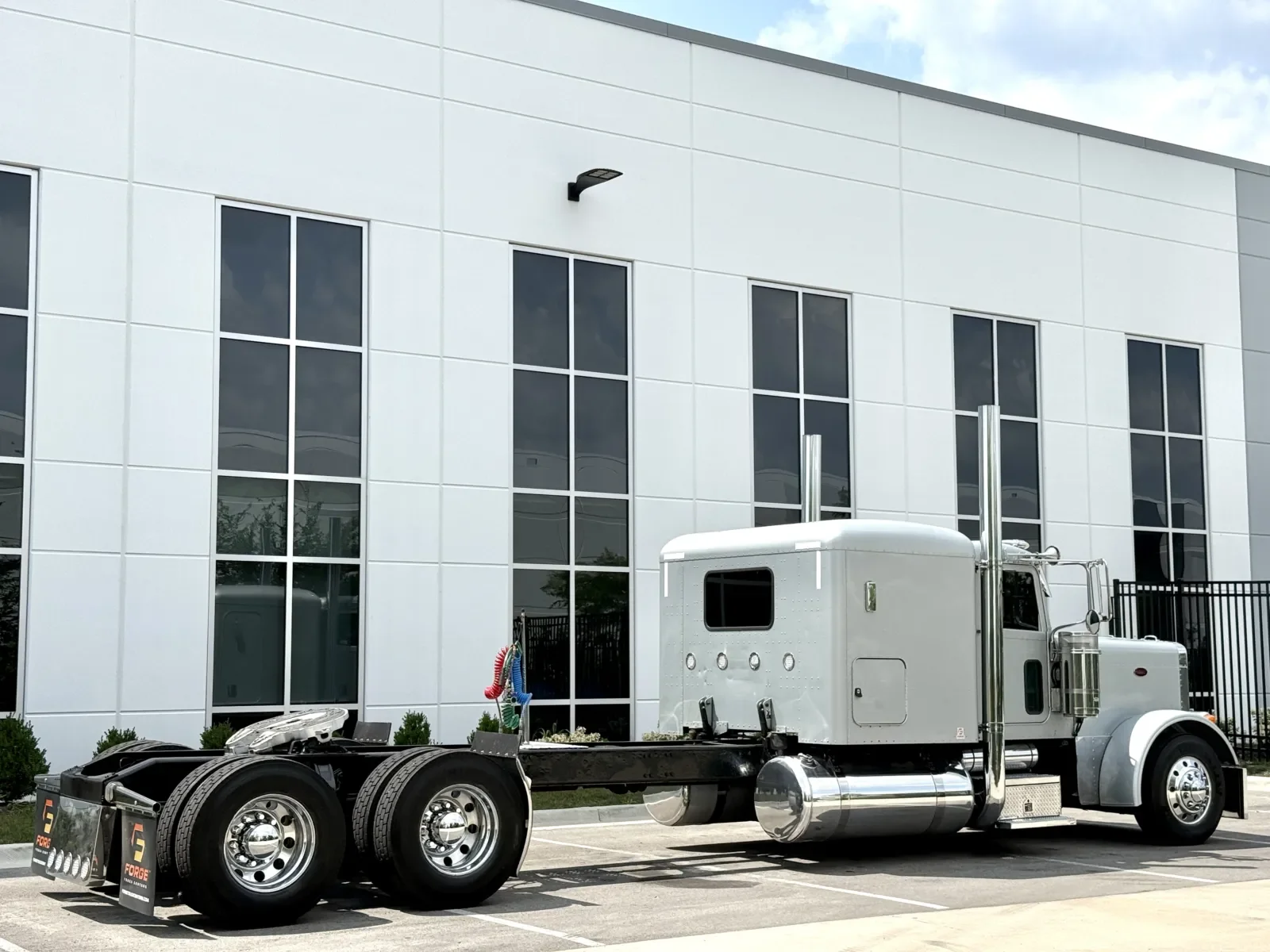2007 Peterbilt 379 in New Lenox, IL — photo 5