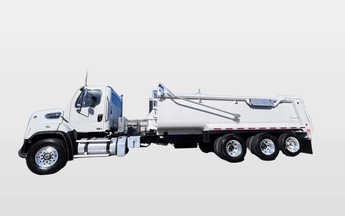 2023 Freightliner 108SD - image 1